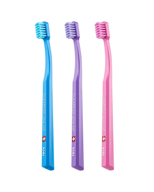 Zahnbürste kids, 3 Stk. – Curaden AG, Toothbrushes