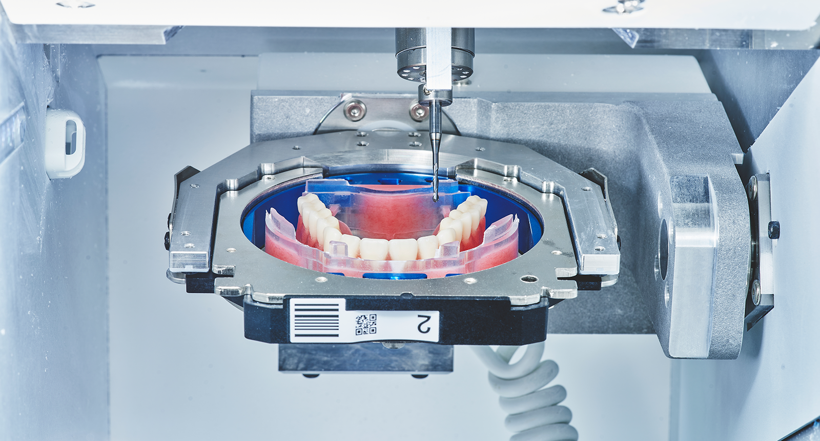 DGSHAPE DIGITAL DENTURE SOLUTION
