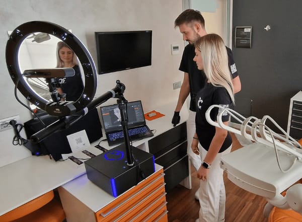 Easy Face Scan - Scanner Facciale Odontoiatrico