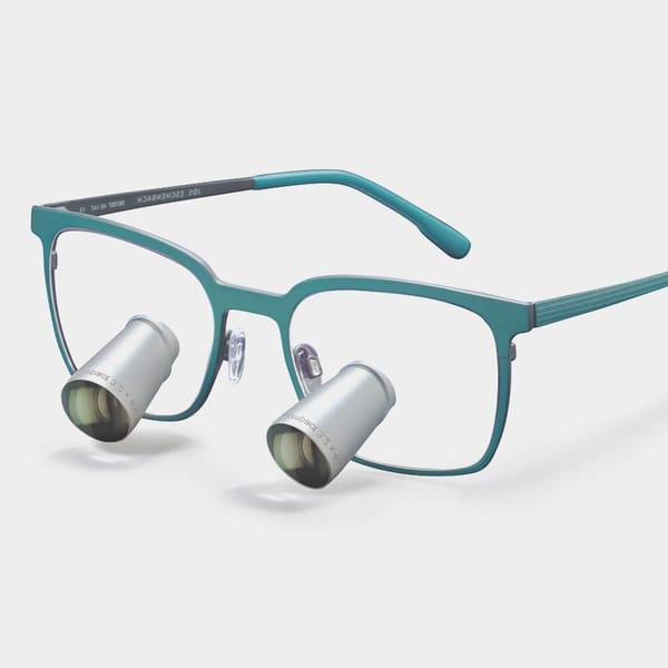 Loupes pour les porteurs de lunettes