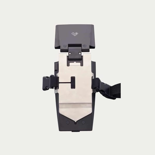 Cobia Vertical Holder 9744011-00