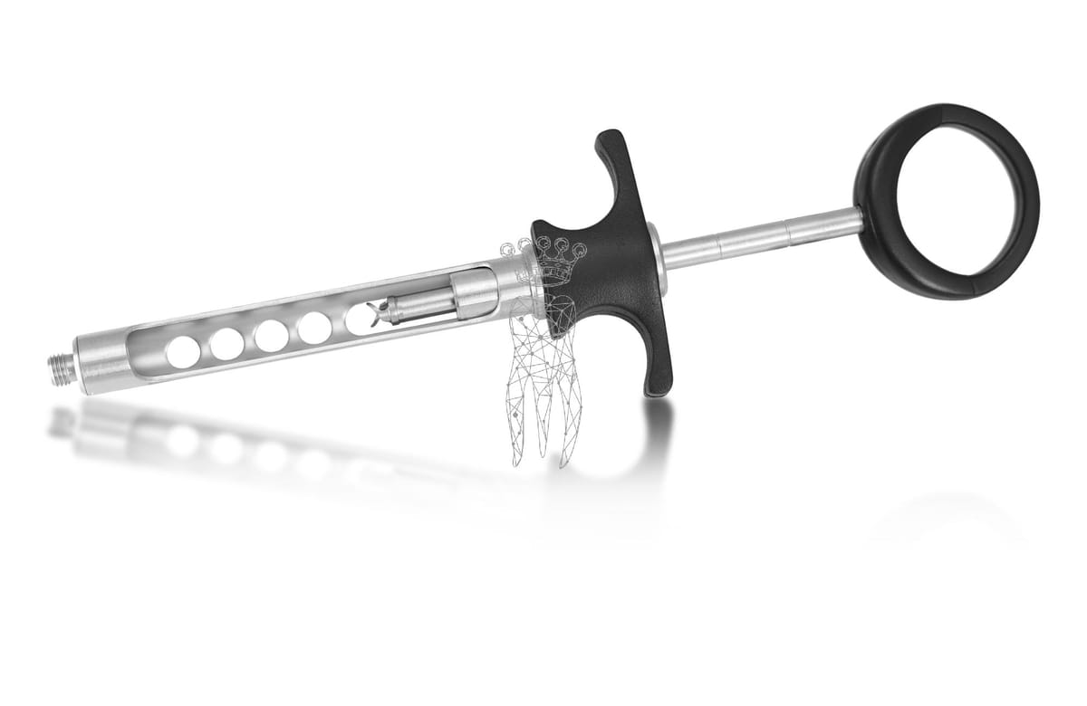 Zylinderampullenspritze CRAW schwarz – Carl Martin