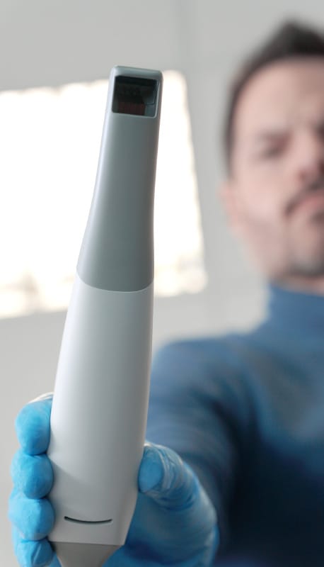 VOXEL.IOS Intraoralscanner