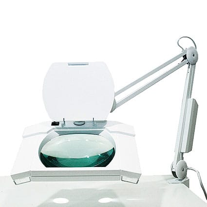 IP Magnifier Lamp