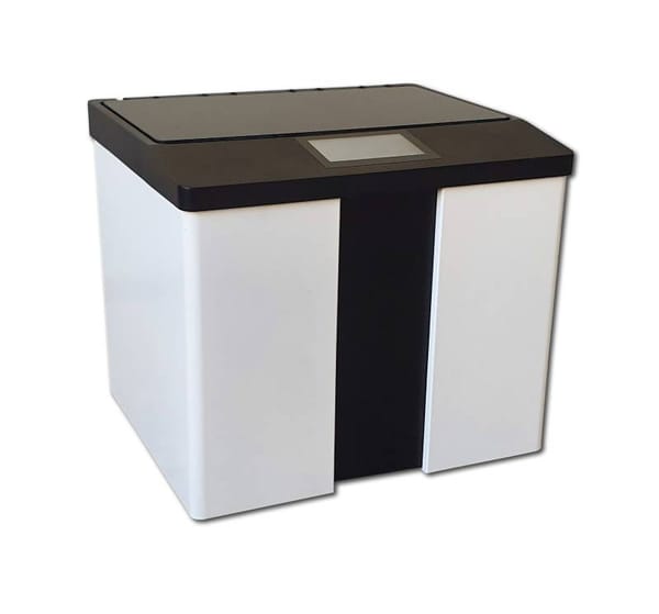 Cuve à ultrasons UltraFill performante et compacte, avec remplissage automatique pour un nettoyage rapide et sans effort