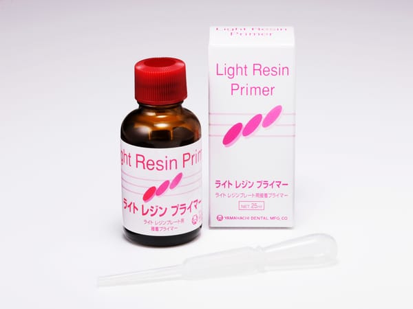 Light Resin Primer (Primaire adhésif pour résine photopolymérisable)